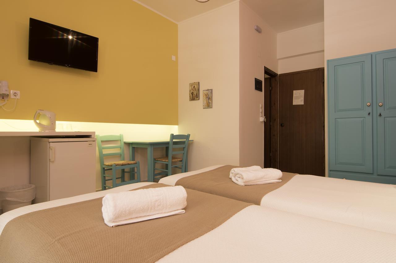 Niki Rooms Palaiochora Luaran gambar